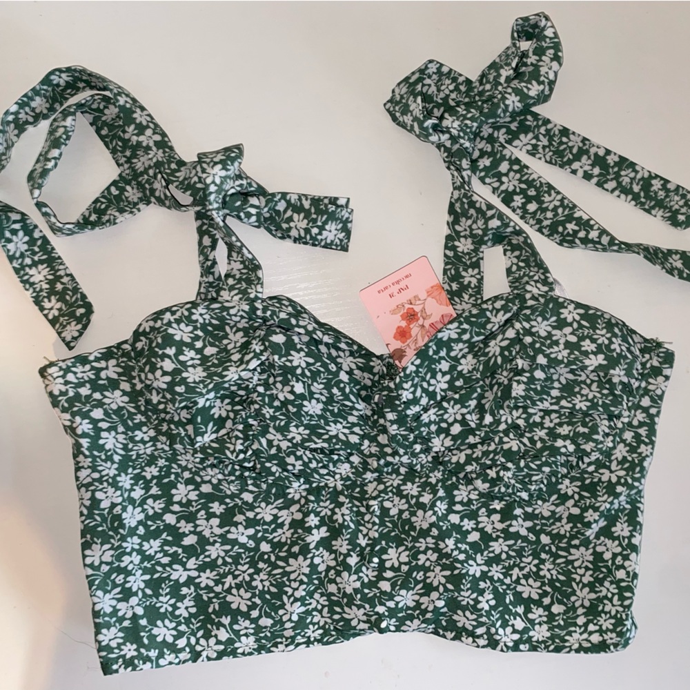 Cropped tank